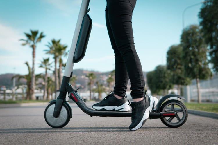 Difference Between Bicycle And Electric Scooter