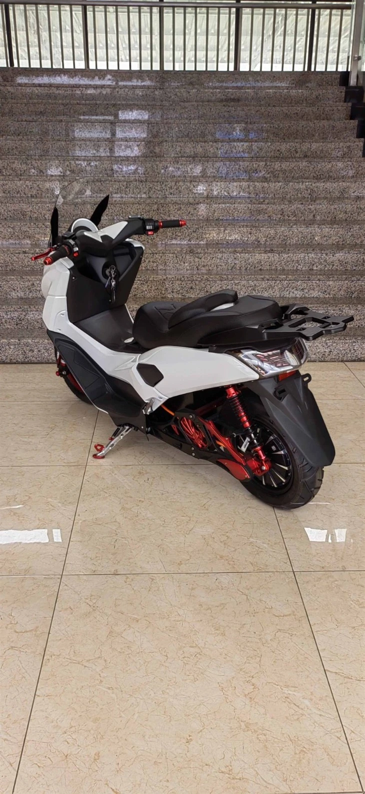 1500W Brushless Electric Motorcycle 1500W Brushless Electric Motorcycle
