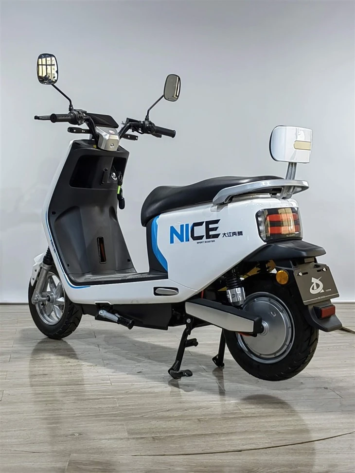 800W Electric Motorcycle With EEC 800W Electric Motorcycle With EEC
