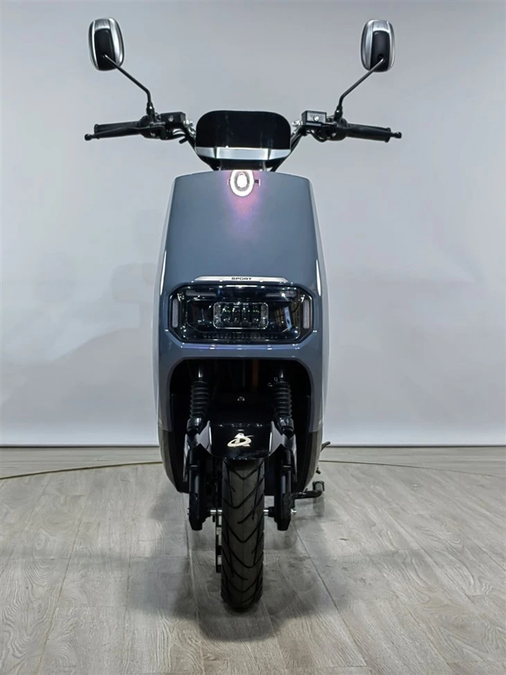 Lightweight 1500W Electric Motorcycle Lightweight 1500W Electric Motorcycle
