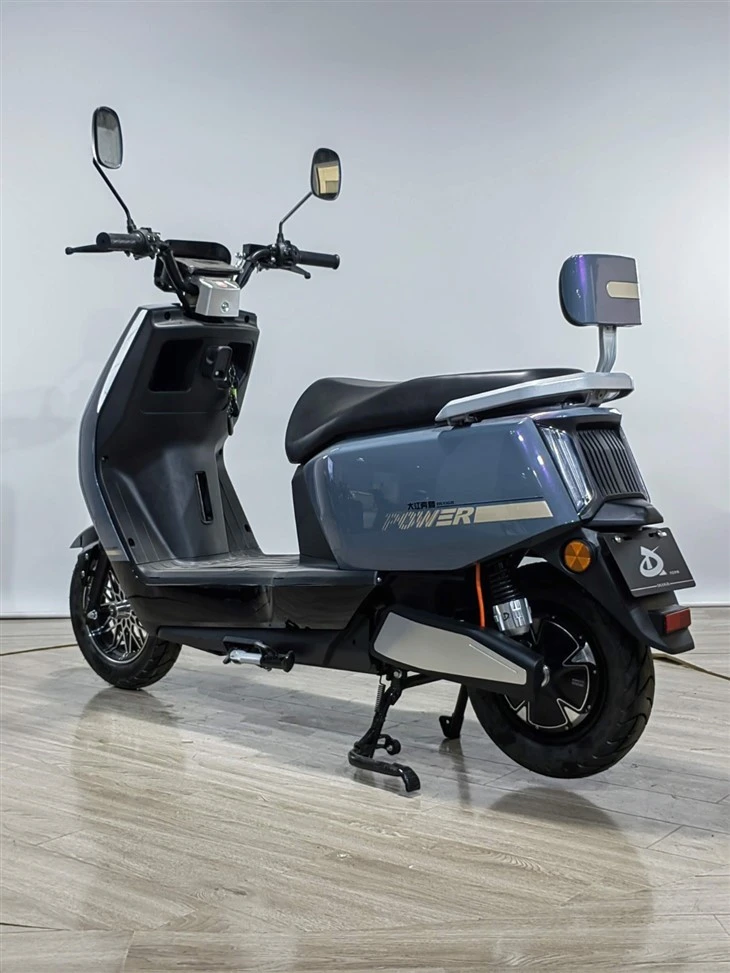 Lightweight 1500W Electric Motorcycle Lightweight 1500W Electric Motorcycle