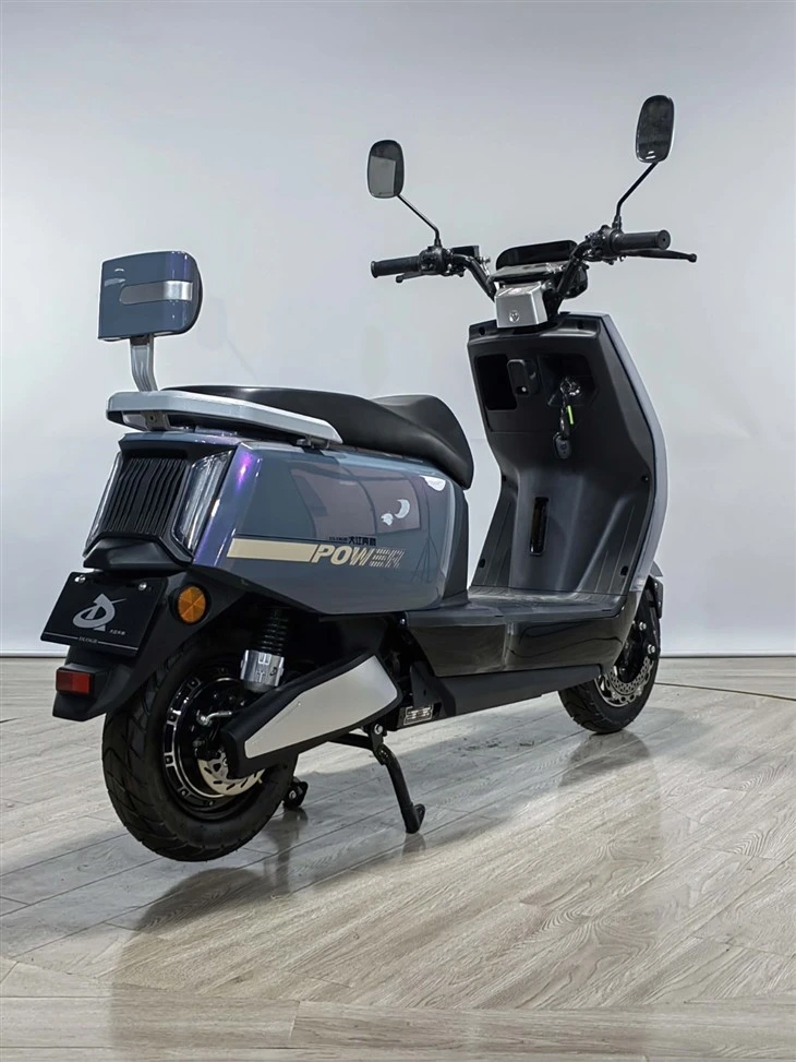 Lightweight 1500W Electric Motorcycle Lightweight 1500W Electric Motorcycle
